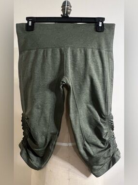 Lululemon In The Flow Crop Leggings Seamless Ruched Army Green  Sz 10